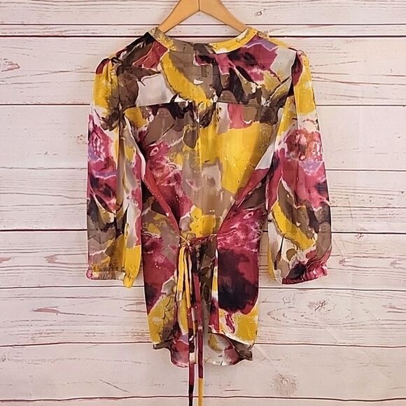 Nicole Miller, Purple/Yellow Sheer Abstract  3/4 Sleeve Top-Size Medium - Picture 4 of 6